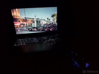 Herní Nitro V15,RTX-4.gen-Mux,intel-13gen,DDR5-ZÁRUKA - 18