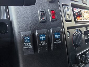 ⭐Land Rover Defender 2.2TD4/1.MAJ/ČR/2015/90KW⭐ - 18