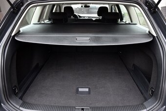 Volkswagen Passat b8 2.0 TDi CR,DKLIMA,VÝHŘEV,TEMP,1.MAJITEL - 18