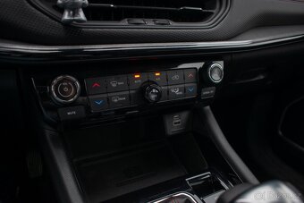 Jeep Compass 1.3 TURBO PHEV Trailhawk 4XE - 18