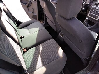 Ford Focus 1,6i-85kw-LPG,kombi - 18