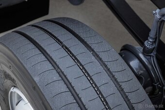 MERCEDES ATEGO 1222 12TONKA HÁKOVÝ NOSIČ KONTEJNERŮ EU5 - 18