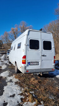 obytne auto MB Sprinter - 18