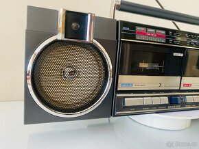 Radiomagnetofon Sanyo M-W22LU, rok 1985 - 18