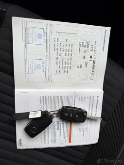 VW Touran II, rok 2015, benzín, 142.855 km, nová STK - 18