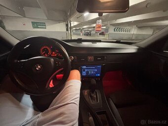 BMW e91 320d - 18