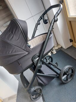 Roan ivi black - 18