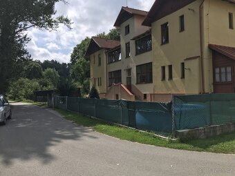 Pronájem bytu 2+1 Velké Meziříčí - Příkopy, 85m2 ihned - 18