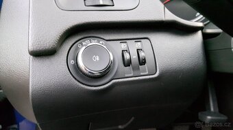 Opel Insignia 2.0 CDTI r. 2013, Tempomat, Auto. klimatizace - 18