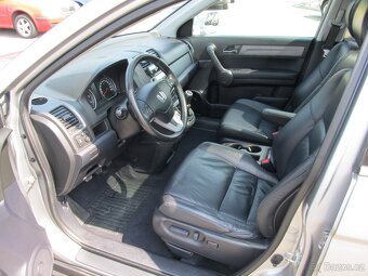 Honda CR-V 2.2 i-CDTi 4x4 ČR 1.maj - 18