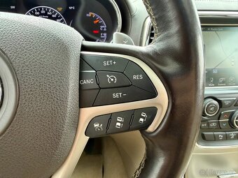 Jeep Grand Cherokee 3.0CRD 184KW OVERLAND - 18