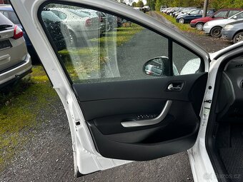 Peugeot 308 SW 2,0 HDi 103kW, r.v. 11/2010, nová STK - 18