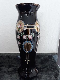 Vázy a vázičky ze skla, porcelánu a keramiky - 18