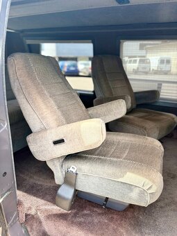 1989 Dodge B-250 RAM VAN Bivouac Conversion | PERFEKTNÍ STAV - 18