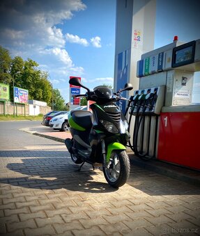 Skútr Piaggio NRG bez ŘP 25 km/h - 18