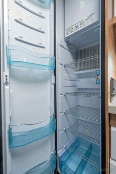 Príves 2022 Hobby De Luxe 540 KMFe – Plne vybavený 🚐✨ - 18