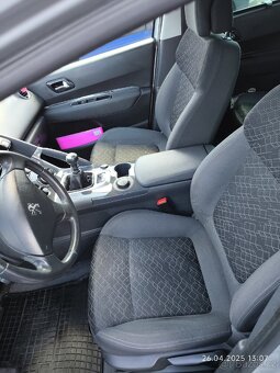 Peugeot 3008 1,6 HDI 2015 - 18