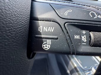 Audi Q7,s-line,3,0 tdi,bílá perleť... - 18