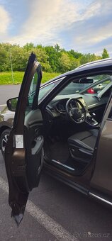 Renault Grand Scenic 2017 1.5dci - 18