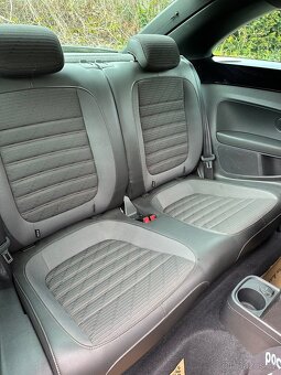 Volkswagen Beetle 1.4 TSI 2013 – Plná výbava - 18
