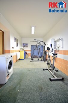 Prodej rodinného domu 213 m² - 18