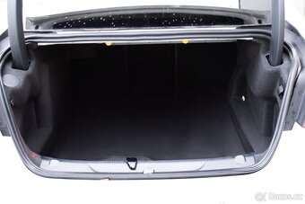 Jaguar XE 2.0T 147kw - Možný odpočet DPH - 18