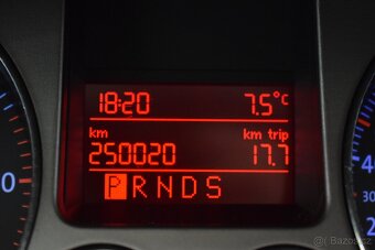 Volkswagen Passat 2,0 TDi,DSG,Xenony,PARROT,šíbr - 18