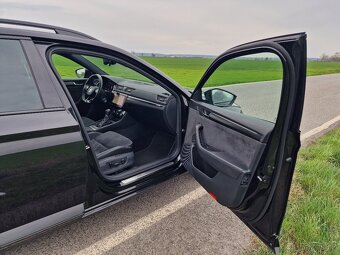 ŠKODA Superb III iV Sportline combi DSG Panorama - 18