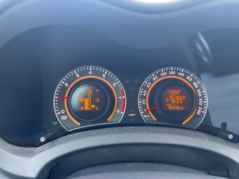 Toyota Auris 1.6 i Valvematic 1. majitel ČR - 18