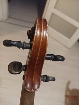 Staré housle - 18