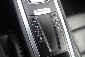 Porsche Cayman S 981 3.4 PDK+SportChrono+PSE 04/2013 - 18