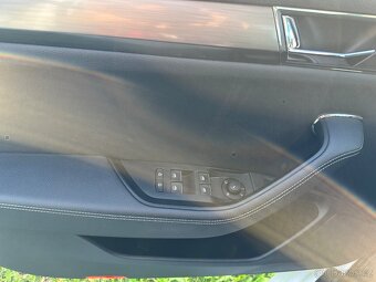 Superb 2.0tdi 140kw edice style - 18