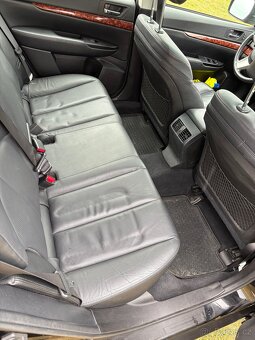 Subaru Outback 3.6 140000km - 18