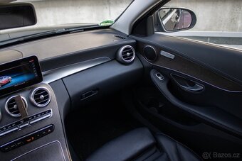 Mercedes-Benz C trieda Sedan 300 e 4MATIC A/T - 18