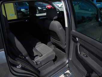 Volkswagen Touran 2.0 TDi 103Kw - 18
