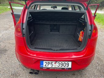Seat Altea 1,6i 75kW - 18