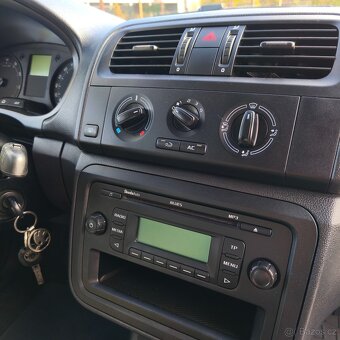 Škoda Fabia 1.2i 51kw, poctivých 134tkm, rok 2013 - 18