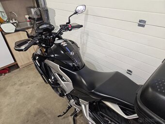 Honda VFR 800 VTEC Crossrunner - 18