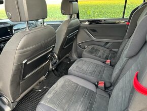 WV Touran 2.0 TDI Highline DSG max.vybava 2016 - 18
