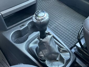 OPEL MERIVA 1,4 / 66 kW Essentia - 18
