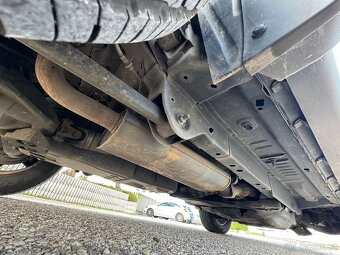 Jeep Cherokee 2.8 CRD 130 kW 4x4 - 18