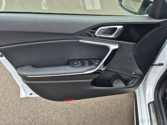 KIA Proceed GT line, 1.5 TGDi 118kW, AT - 18