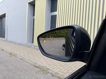 Ford Focus Com. 1.5TDCi 88kW TITANIUM Tažné - 18