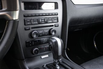 Ford Mustang V6 231kW RWD 2014 - 18