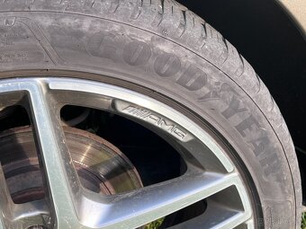 Mercedes-Benz V 250D,7 míst,AMG line,2017,272300km - 18