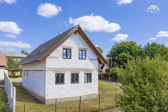 Prodej rodinného domu 5+k,  714 m2, Chlístov - 18