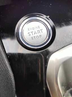 PEUGEOT 3008 1.2 PureTech 96kW, automat - 18