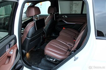 BMW X7 xDrive 30d A/T G07 - 18