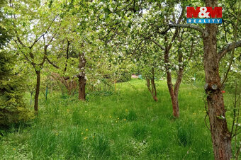 Prodej zahrady s chatou, 821 m², Mezina - 18