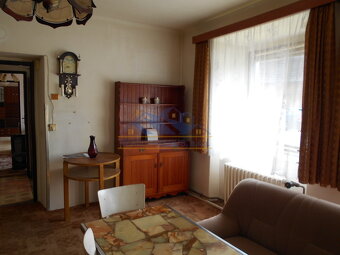 Prodej 2 rodinných domů celkem 260 m², pozemek 1371 m² - 18